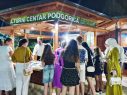 ISLAMSKI KULTURNI CENTAR POKLANJA KURANE I NAJLJEPŠE ISLAMSKE KNJIGE SVIM POSJETIOCIMA MEĐUNARODNOG SAJMA KNJIGA U ULCINJU