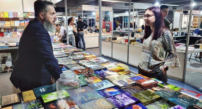 IKC-PODGORICA 18 GOD. ZA REDOM PONOVO NAJUSPJEŠNIJI NA MEĐUNARODNOM SAJMU KNJIGA I OBRAZOVANJA U PODGORICI (442 FOTOGRAFIJA)
