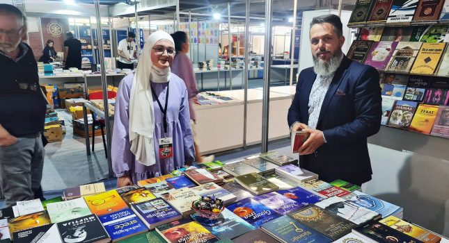 IKC-PODGORICA 18 GOD. ZA REDOM PONOVO NAJUSPJEŠNIJI NA MEĐUNARODNOM SAJMU KNJIGA I OBRAZOVANJA U PODGORICI (442 FOTOGRAFIJA)