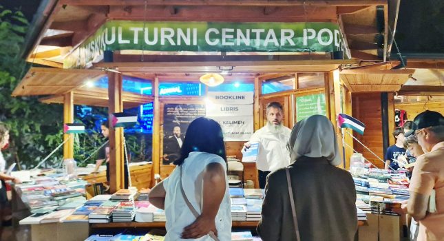 IKC Podgorica ponovo najljepši i najposjećeniji štand na 24 sajmu knjiga u Ulcinju (101 fotografija)
