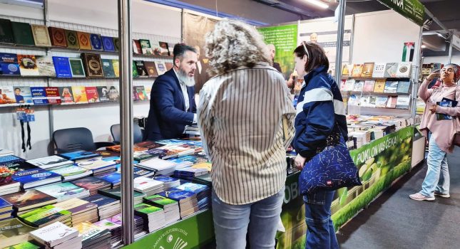 IKC-PODGORICA 19 GOD. ZA REDOM PONOVO NAJUSPJEŠNIJI NA MEĐUNARODNOM SAJMU KNJIGA I OBRAZOVANJA U PODGORICI ( 234 FOTOGRAFIJE)
