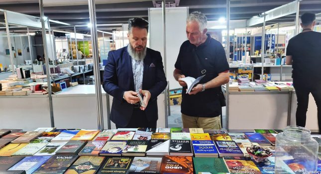 IKC-PODGORICA 18 GOD. ZA REDOM PONOVO NAJUSPJEŠNIJI NA MEĐUNARODNOM SAJMU KNJIGA I OBRAZOVANJA U PODGORICI (442 FOTOGRAFIJA)
