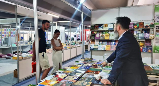 IKC-PODGORICA 18 GOD. ZA REDOM PONOVO NAJUSPJEŠNIJI NA MEĐUNARODNOM SAJMU KNJIGA I OBRAZOVANJA U PODGORICI (442 FOTOGRAFIJA)