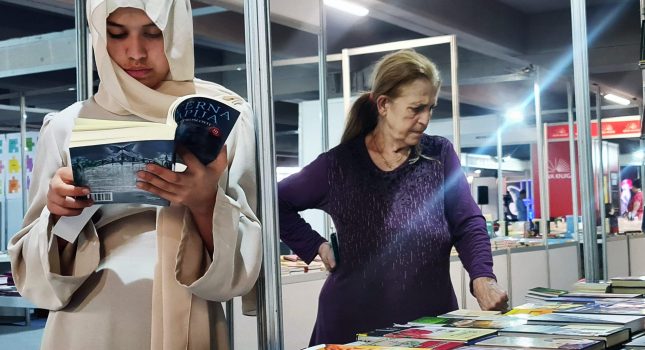 IKC-PODGORICA 18 GOD. ZA REDOM PONOVO NAJUSPJEŠNIJI NA MEĐUNARODNOM SAJMU KNJIGA I OBRAZOVANJA U PODGORICI (442 FOTOGRAFIJA)