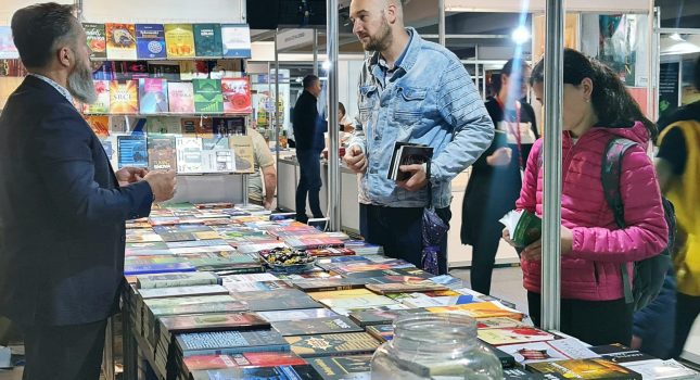 IKC-PODGORICA 18 GOD. ZA REDOM PONOVO NAJUSPJEŠNIJI NA MEĐUNARODNOM SAJMU KNJIGA I OBRAZOVANJA U PODGORICI (442 FOTOGRAFIJA)
