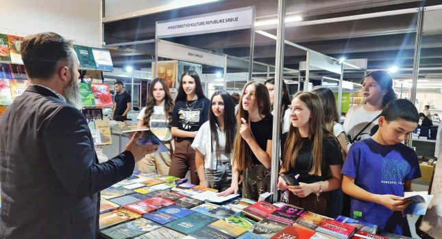 IKC-PODGORICA 18 GOD. ZA REDOM PONOVO NAJUSPJEŠNIJI NA MEĐUNARODNOM SAJMU KNJIGA I OBRAZOVANJA U PODGORICI (442 FOTOGRAFIJA)