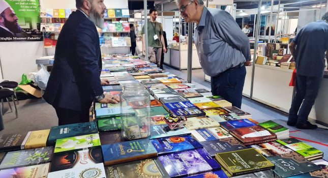 IKC-PODGORICA 18 GOD. ZA REDOM PONOVO NAJUSPJEŠNIJI NA MEĐUNARODNOM SAJMU KNJIGA I OBRAZOVANJA U PODGORICI (442 FOTOGRAFIJA)