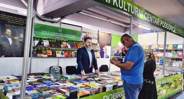 IKC-PODGORICA 18 GOD. ZA REDOM PONOVO NAJUSPJEŠNIJI NA MEĐUNARODNOM SAJMU KNJIGA I OBRAZOVANJA U PODGORICI (442 FOTOGRAFIJA)