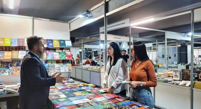 IKC-PODGORICA 18 GOD. ZA REDOM PONOVO NAJUSPJEŠNIJI NA MEĐUNARODNOM SAJMU KNJIGA I OBRAZOVANJA U PODGORICI (442 FOTOGRAFIJA)