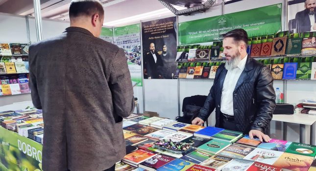 IKC-PODGORICA 18 GOD. ZA REDOM PONOVO NAJUSPJEŠNIJI NA MEĐUNARODNOM SAJMU KNJIGA I OBRAZOVANJA U PODGORICI (442 FOTOGRAFIJA)