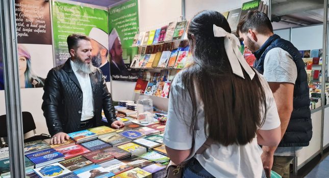 IKC-PODGORICA 18 GOD. ZA REDOM PONOVO NAJUSPJEŠNIJI NA MEĐUNARODNOM SAJMU KNJIGA I OBRAZOVANJA U PODGORICI (442 FOTOGRAFIJA)