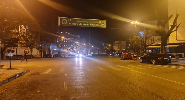 Albanske vlasti u Albaniju poštuju građane muslimane, a u Tuzima ih stravično diskriminišu, a ,,možda,, i mrze?! FOTO