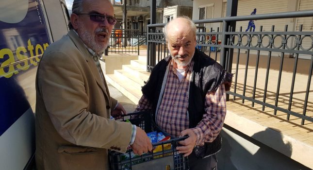 IKC Podgorica podijelio 87 paketa hrane i hemije, građanima Podgorice i Malesije