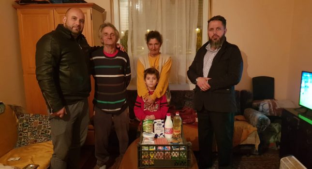 Osnovna hrana pred vratima dvedeset siromaha