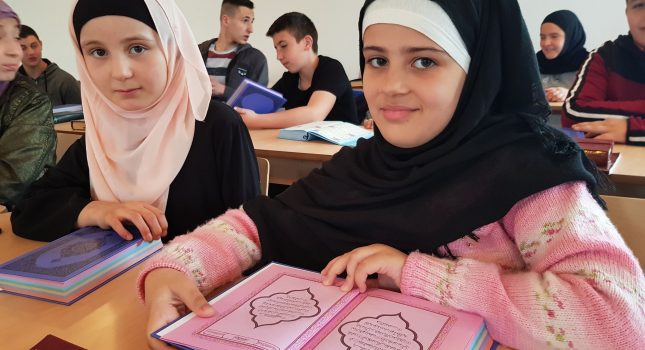 Donacija eksluzivnih izdanja Kur`ana najbrojnijem mektebu ne teritoriji cijele države Srbije