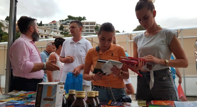 Plodonosan uspjeh IKC Podgorica na 19 Međunarodnom sajmu knjiga u Ulcinju (VIDEO+FOTO)