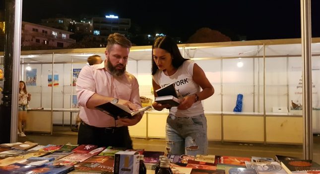 Plodonosan uspjeh IKC Podgorica na 19 Međunarodnom sajmu knjiga u Ulcinju (VIDEO+FOTO)