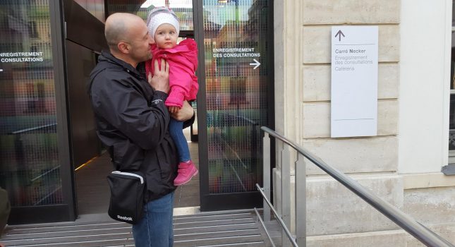Novčana pomoć porodici Velimirović iz Podgorice za operaciju mele Eve