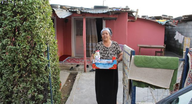 Nahrananjeni siromasi na ime otkupa za Ramazanski post-IKC Podgorica