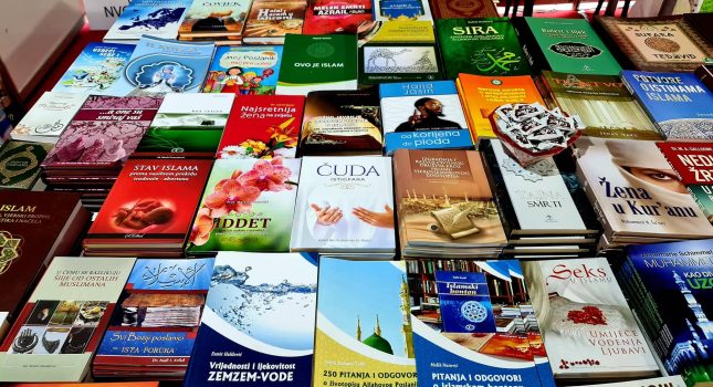 IKC-PODGORICA PONOVO NAJUSPJEŠNIJI NA ŠESNAESTOM MEĐUNARODNOM SAJMU KNJIGA I OBRAZOVANJA U PODGORICI (210 FOTOGRAFIJA)