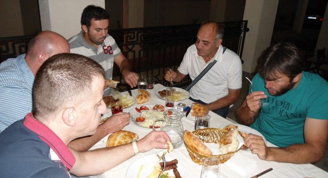 IKC Podgorica uz iftarsku sofru priredio predavanje uvaženih prof.Mrkonjića, Kadrića i Hećimovića