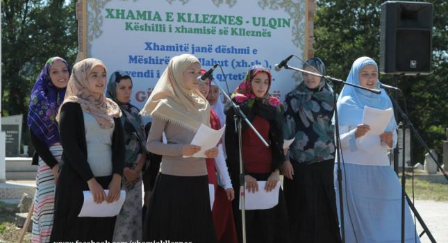 Poklon knjige za najvredniji džemat u Crnoj Gori-džamije Klezna MIZ -Ulcinj (FOTO)