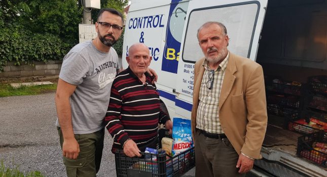 IKC Podgorica podijelio 87 paketa hrane i hemije, građanima Podgorice i Malesije