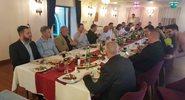 Direktor kompanije Montenegro's ONE g-din Huseyin Oguz Eken organizovao iftar u restoranu Byblos