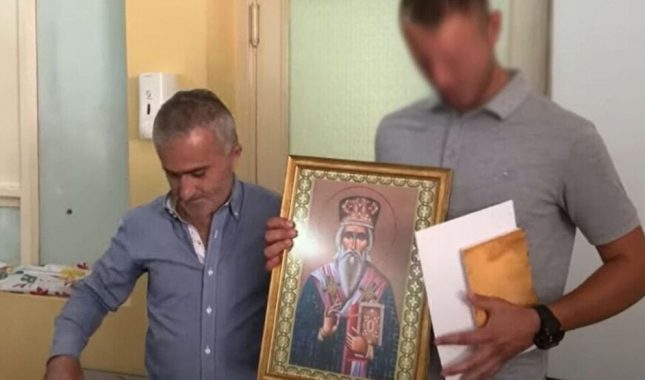 Vjera se sve agresivnije nameće