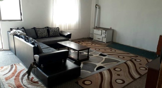 Suze radosnice na licima majke Sadete i ćerkice Indire. IKC Podgorica