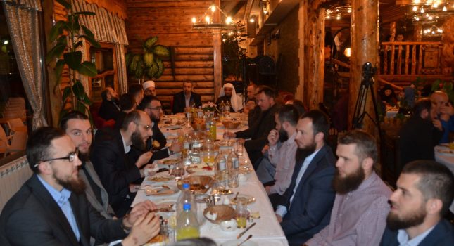 Predsjednik IKC Podgorica na iftaru Škole Kur'ana Časnog u Novom pazaru