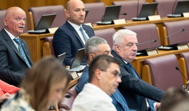 Bursać: Crna Goro, sretan ti novi ministar negiranja genocida