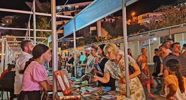 IKC Podgorica ponovo najuspješniji na sajmu knjiga u Ulcinju (193 FOTOGRAFIJE)