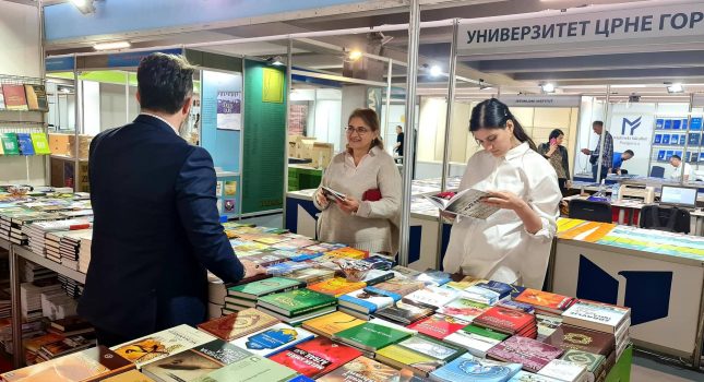 IKC-PODGORICA PONOVO NAJUSPJEŠNIJI NA ŠESNAESTOM MEĐUNARODNOM SAJMU KNJIGA I OBRAZOVANJA U PODGORICI (210 FOTOGRAFIJA)