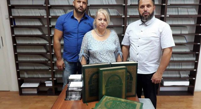 IKC Podgorica donirao 400 raznih knjiga islamske tematike Nacionalnim i svim gradskim bibliotekama u Crnoj Gori