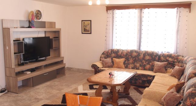 Svečano uručeni ključevi, prelijepo adaptirane kuće porodici Fetić-IKC Podgorica