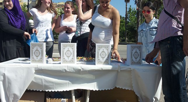Besplatni Kur`ani za građane Bara