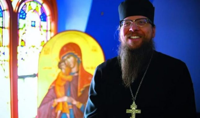 INTERNET BRUJI: Katolički sveštenik Fr. Hilarion Heagy prešao na islam i govorio javno o svom prelasku (Slike)