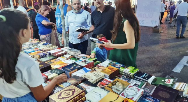 IKC PODGORICA PONOVO NAJUSPJEŠNIJI NA SAJMU KNJIGA 2023 god. U ULCINJU (239 FOTOGRAFIJE)