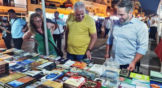 IKC PODGORICA PONOVO NAJUSPJEŠNIJI NA SAJMU KNJIGA 2023 god. U ULCINJU (239 FOTOGRAFIJE)