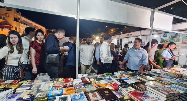 IKC PODGORICA PONOVO NAJUSPJEŠNIJI NA SAJMU KNJIGA 2023 god. U ULCINJU (239 FOTOGRAFIJE)