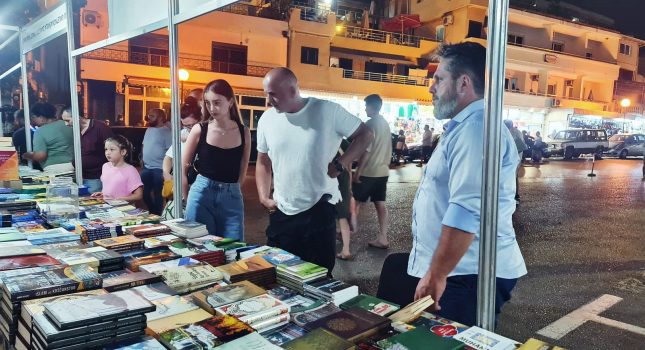 IKC PODGORICA PONOVO NAJUSPJEŠNIJI NA SAJMU KNJIGA 2023 god. U ULCINJU (239 FOTOGRAFIJE)
