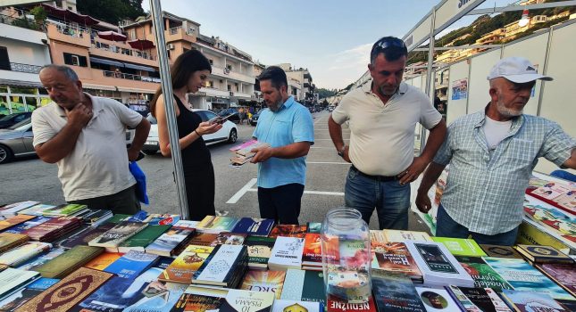 IKC PODGORICA PONOVO NAJUSPJEŠNIJI NA SAJMU KNJIGA 2023 god. U ULCINJU (239 FOTOGRAFIJE)