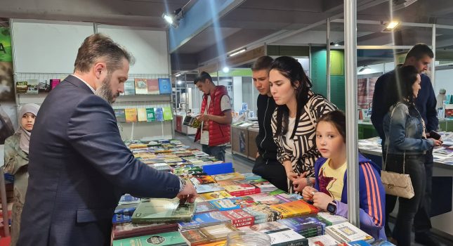IKC-PODGORICA PONOVO NAJUSPJEŠNIJI NA ŠESNAESTOM MEĐUNARODNOM SAJMU KNJIGA I OBRAZOVANJA U PODGORICI (210 FOTOGRAFIJA)