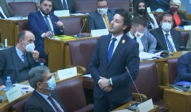 Nikčević: Dritan Abazović je Albanac, ali politički Srbin, Sarajevo je prvo uočilo da je samo lutka na koncu