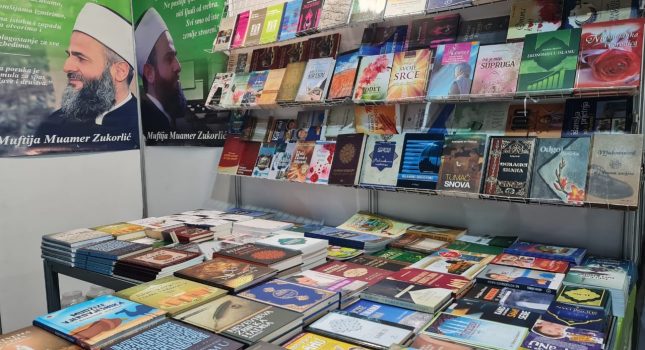 ISLAMSKI KULTURNI CENTAR POKLANJA NAJLJEPŠE ISLAMSKE KNJIGE SVIM POSJETIOCIMA MEĐUNARODNOG SAJMA KNJIGA OD 10 DO 17 MAJA U PODGORICI