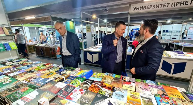 IKC-PODGORICA PONOVO NAJUSPJEŠNIJI NA ŠESNAESTOM MEĐUNARODNOM SAJMU KNJIGA I OBRAZOVANJA U PODGORICI (210 FOTOGRAFIJA)
