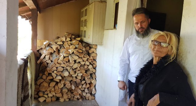 Obezbijeđena drva za Belkizu Koljenović