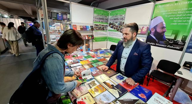 IKC-PODGORICA PONOVO NAJUSPJEŠNIJI NA ŠESNAESTOM MEĐUNARODNOM SAJMU KNJIGA I OBRAZOVANJA U PODGORICI (210 FOTOGRAFIJA)