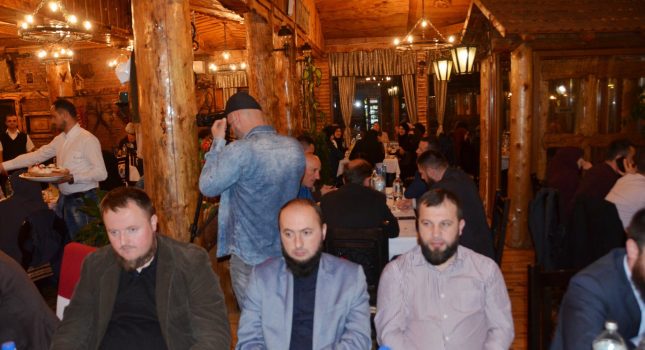 Predsjednik IKC Podgorica na iftaru Škole Kur'ana Časnog u Novom pazaru
